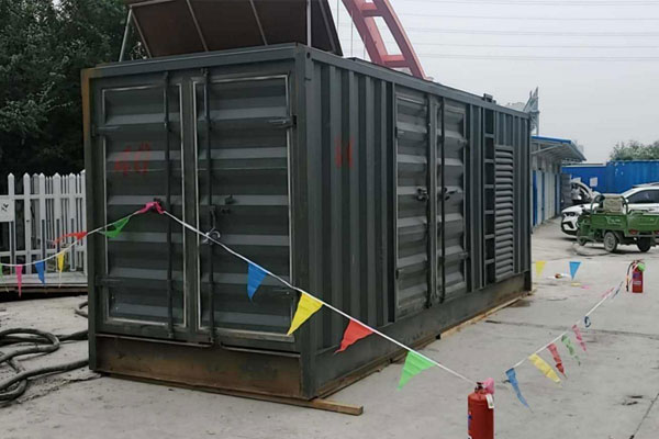 和政发电机租赁空气滤清器多久更换一次？