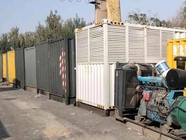 和政200KW柴油发电机机组每小时油耗是多少?